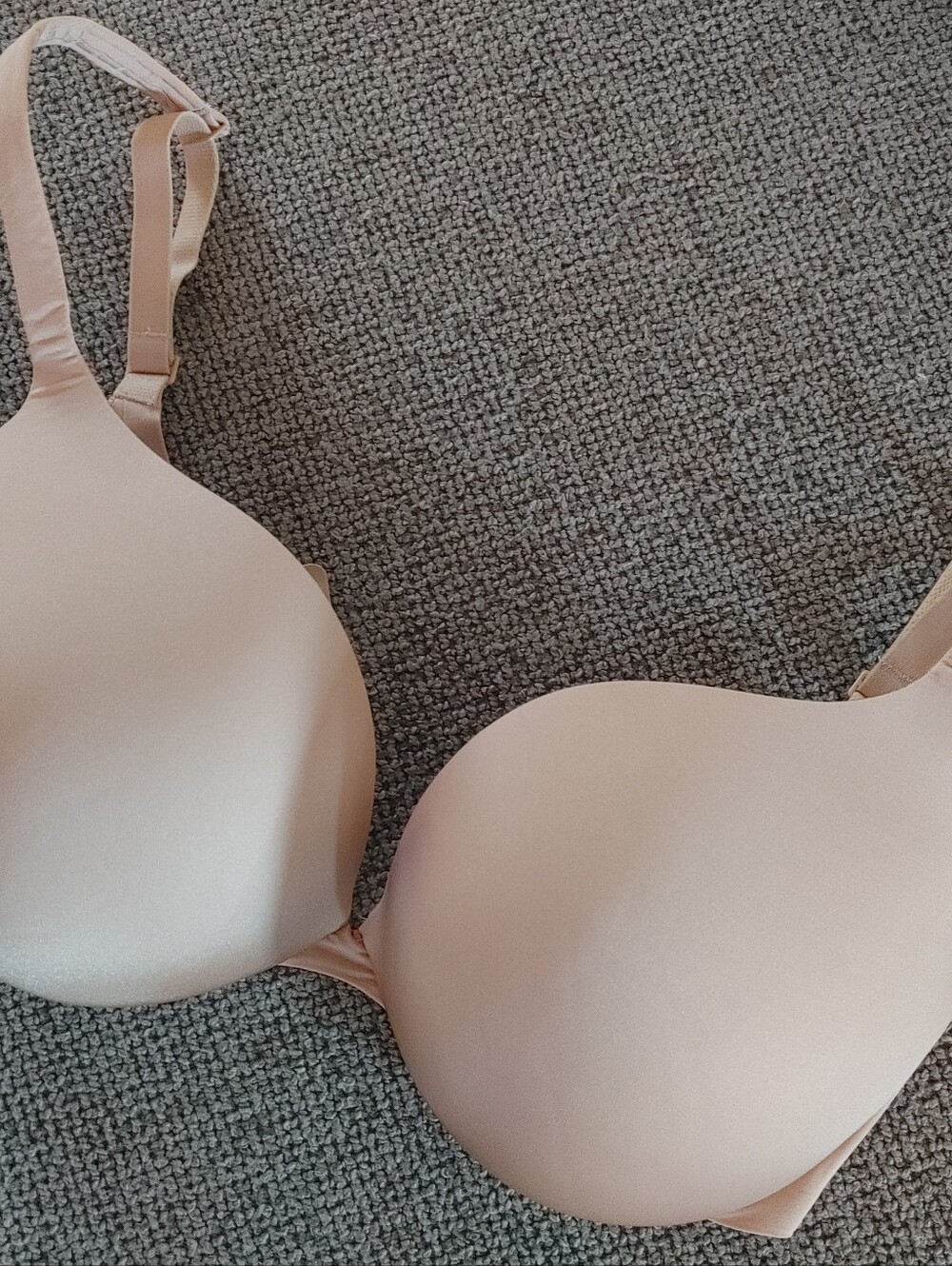 SKIMS Teardrop T- Shirt Bra